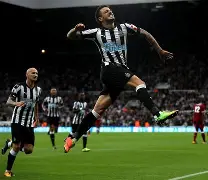 db电竞游戏官网-意大利杯赛程吃紧，纽卡斯尔关键时刻临场应变，引发热议，球队文化再被提及