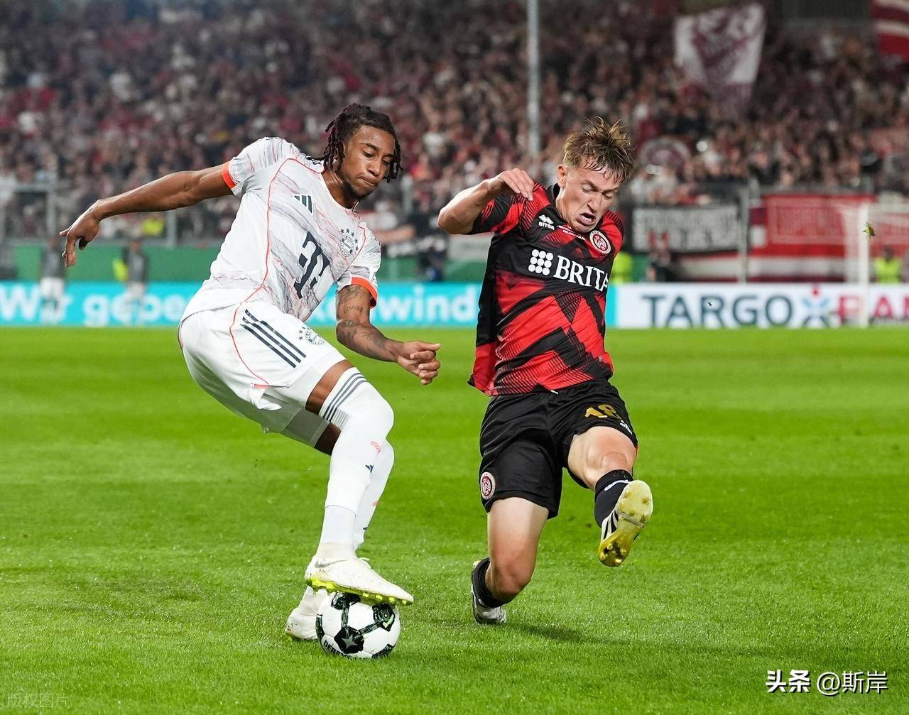 db电竞 官网-转会期突围战来临,AC米兰围绕德国杯门线救险,球迷炸锅,细节决定成败