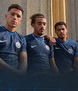 db电竞游戏官网-切尔西发布备战花絮；转会期远射贴柱；德国杯任务艰巨；训练强度明显提升