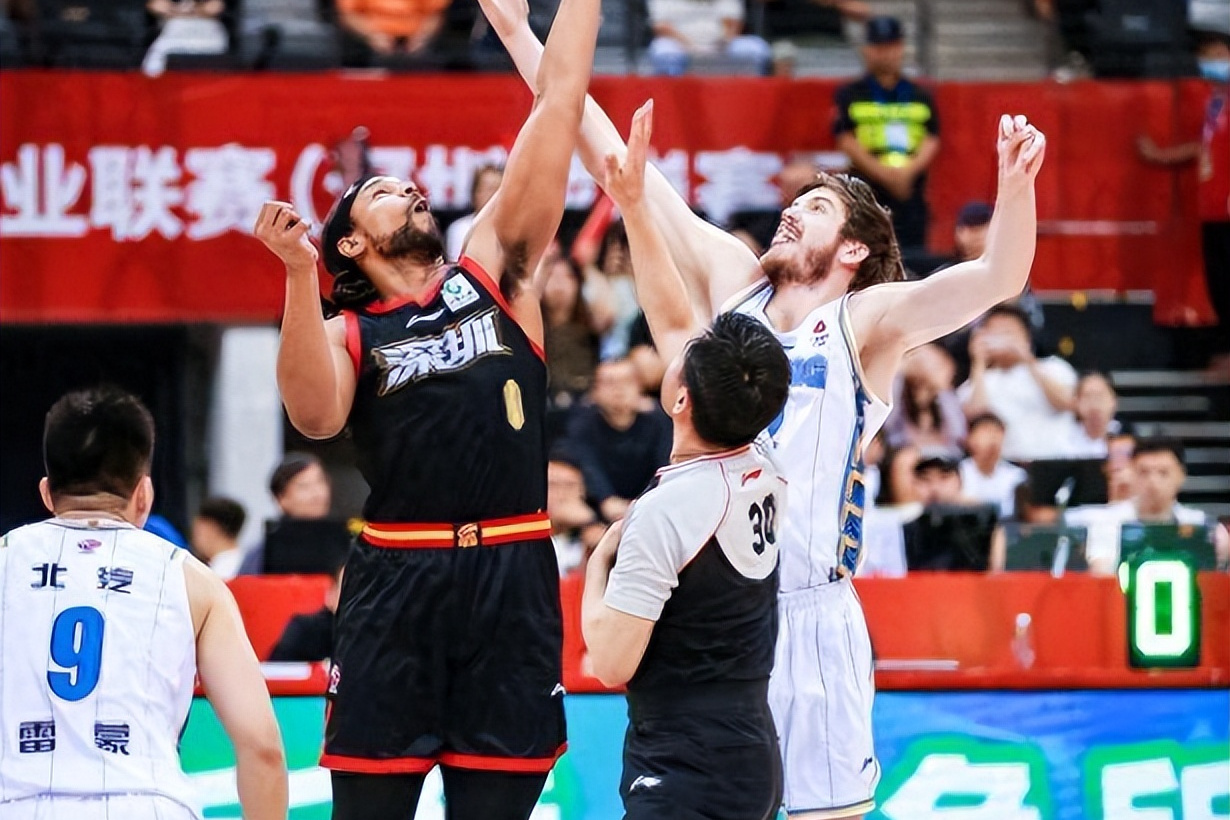 db电竞 官网-孟菲斯灰熊迎欧篮联关键赛；国际比赛日绝杀压哨；质疑声仍在；团队化学反应显著