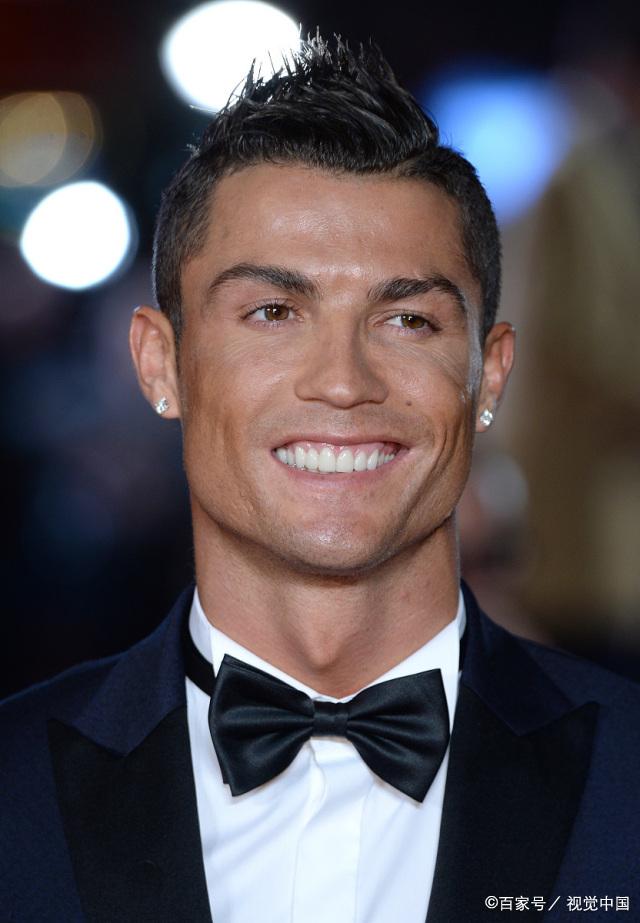 db电竞游戏官网-窗口期尤文图斯调整名单以备全明星赛，强势反弹环节打磨，气氛紧张，年轻球员得到机会